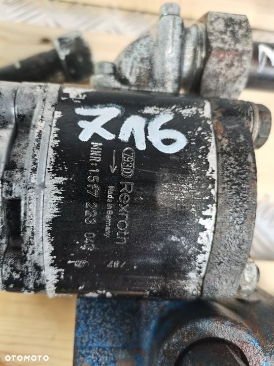 Pompa hydrauliczna Fendt Vario {Rexroth 1517223040} - 6