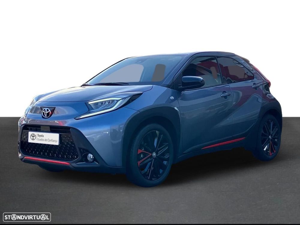 Toyota Aygo X 1.0 Undercover - 1
