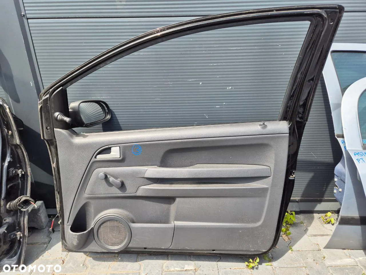 VOLKSWAGEN FOX KLAPA BAGAŻNIKA / DRZWI / BŁOTNIK CZARNY L041 - 11