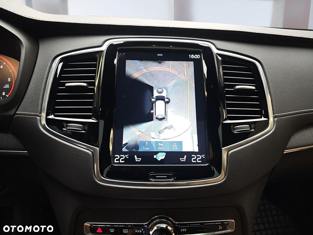 Volvo XC 90 - 18