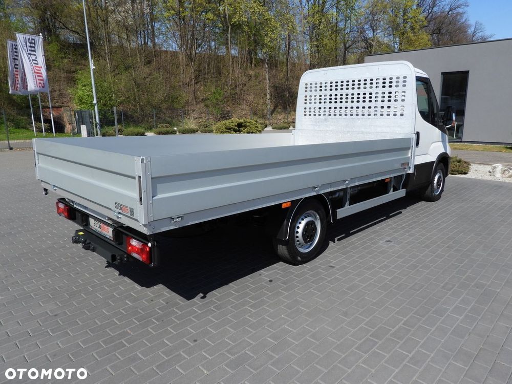 Iveco DAILY 35S16 SKRZYNIA 8 PALET TEMPOMAT LEDY AUTOMAT HI-MATIC KLIMATYZACJA  160KM - 14