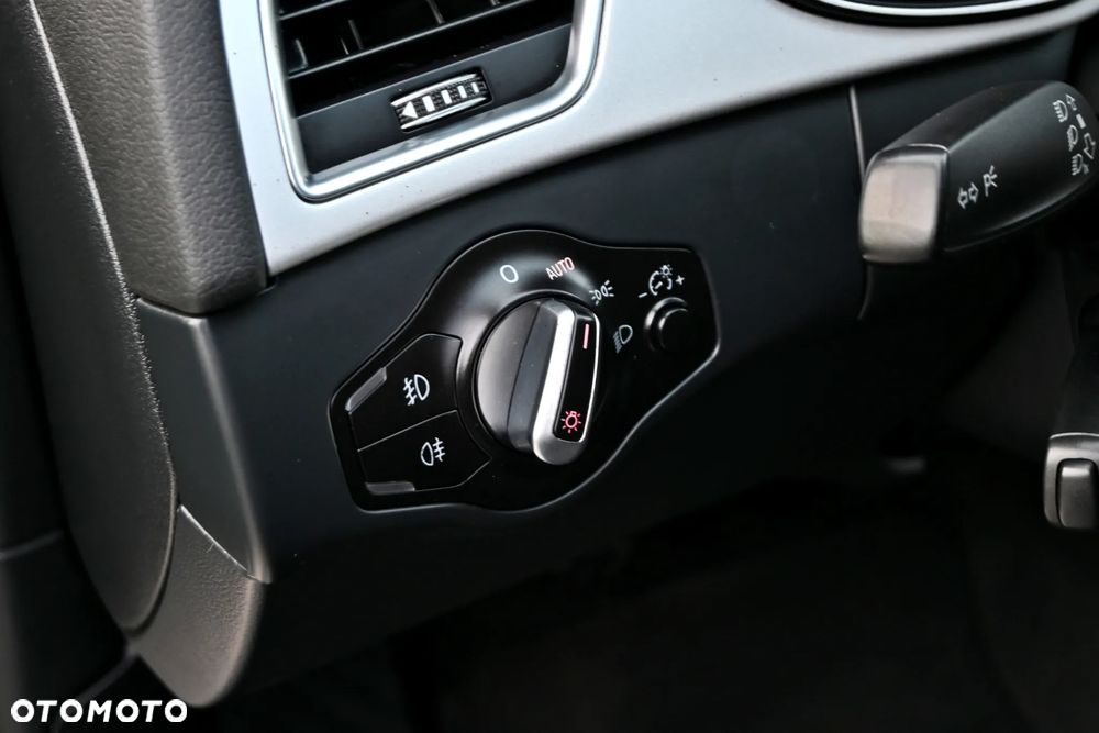 Audi A4 Limousine 2.0 TDI Sport - 36