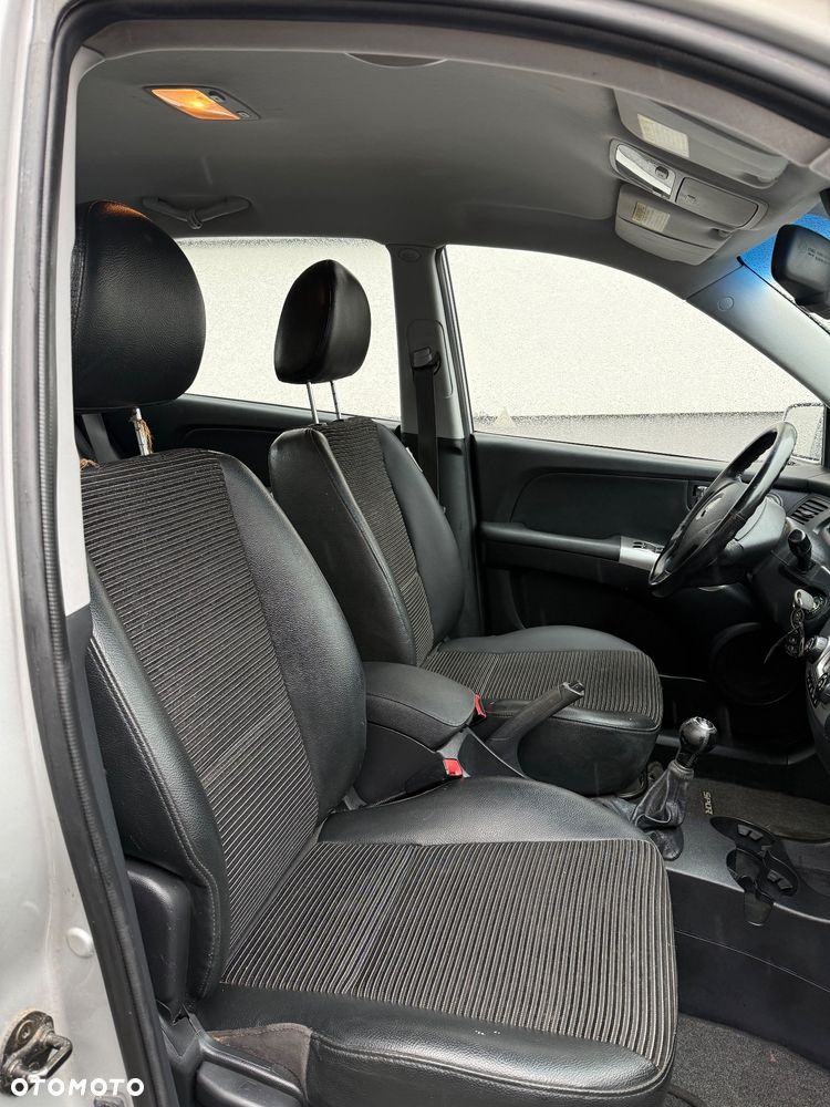 Kia Sportage 2.0 Expedition + - 16