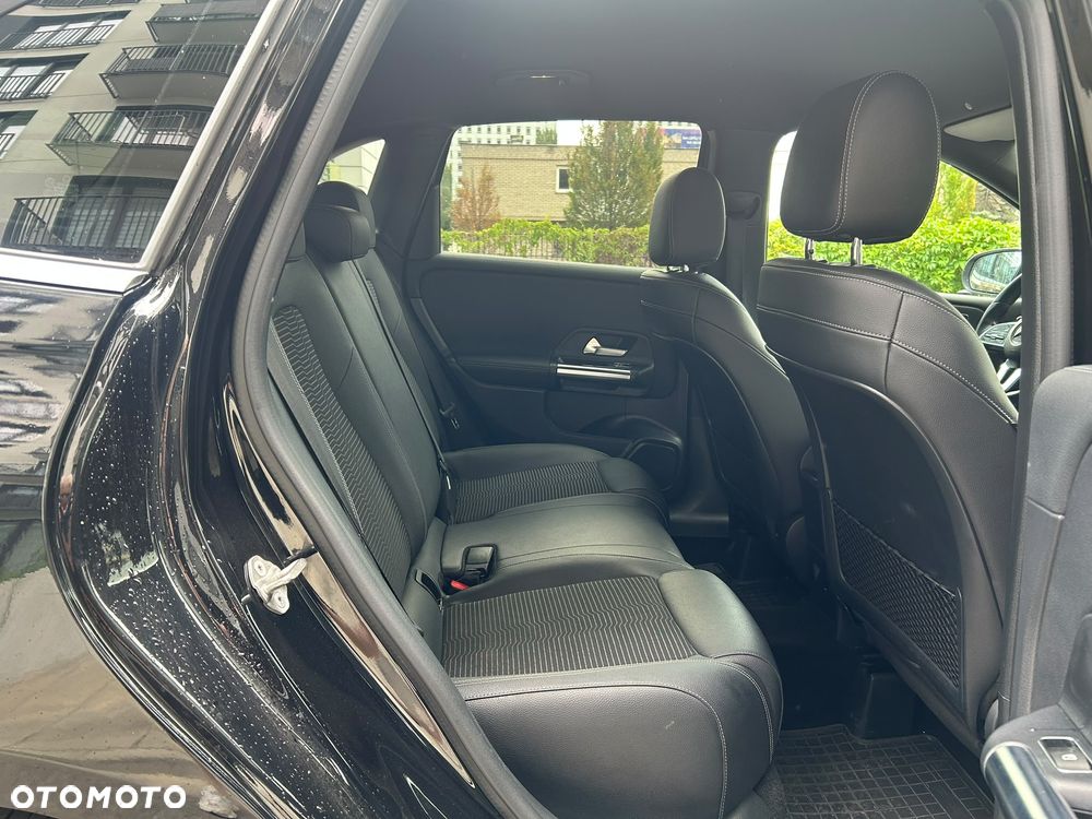 Mercedes-Benz Klasa B 250 e 8G-DCT Progressive - 12