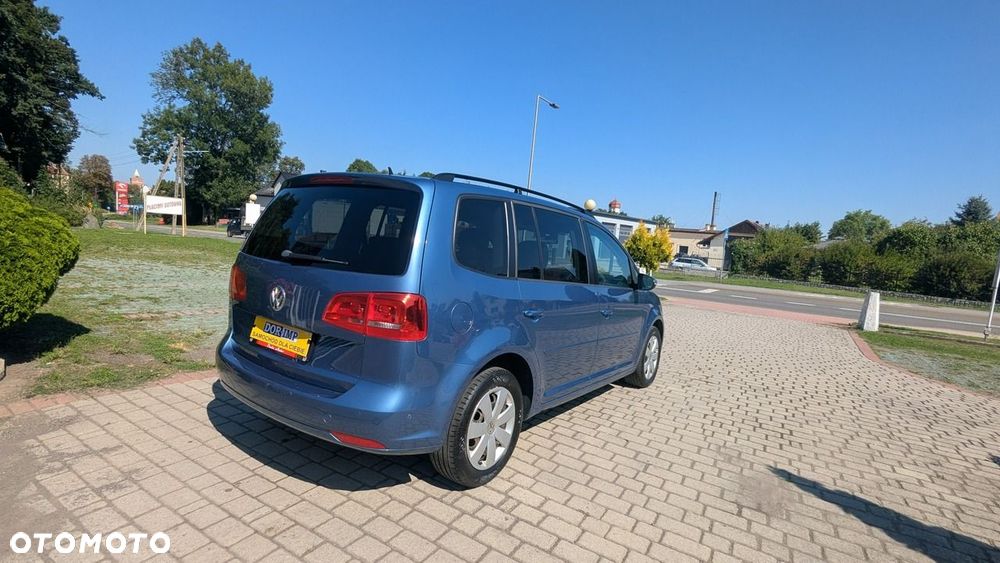 Volkswagen Touran - 5