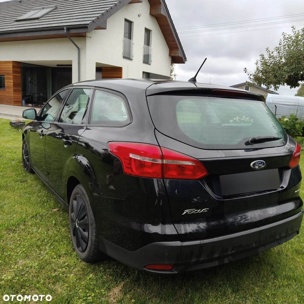 Ford Focus 1.5 TDCi Trend - 5