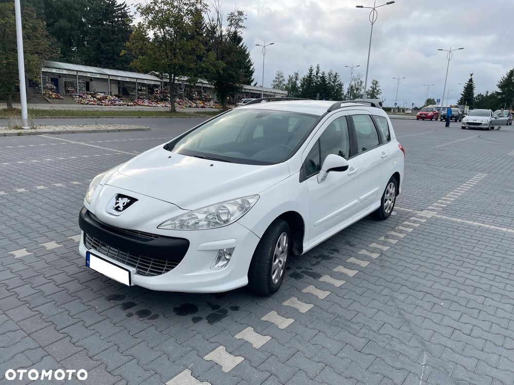 Peugeot 308 - 1