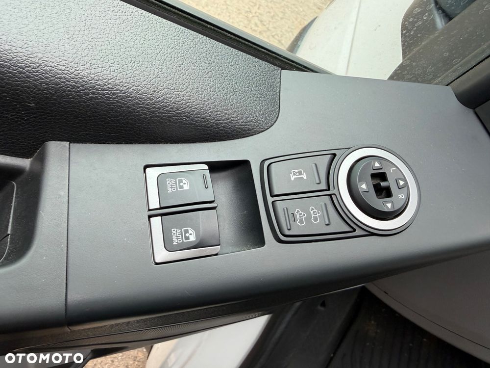 Hyundai H350 - 14