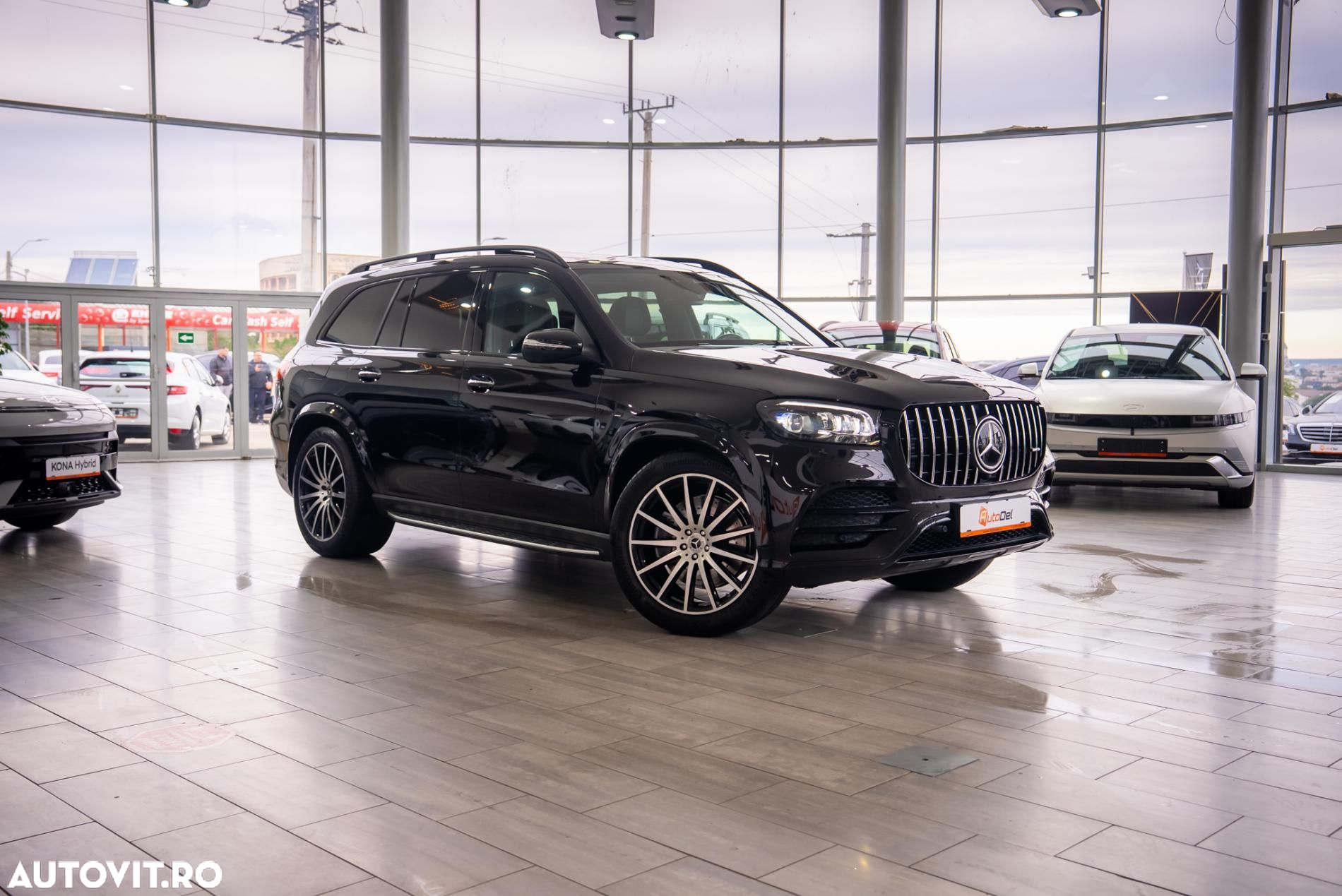 Mercedes-Benz GLS - 27