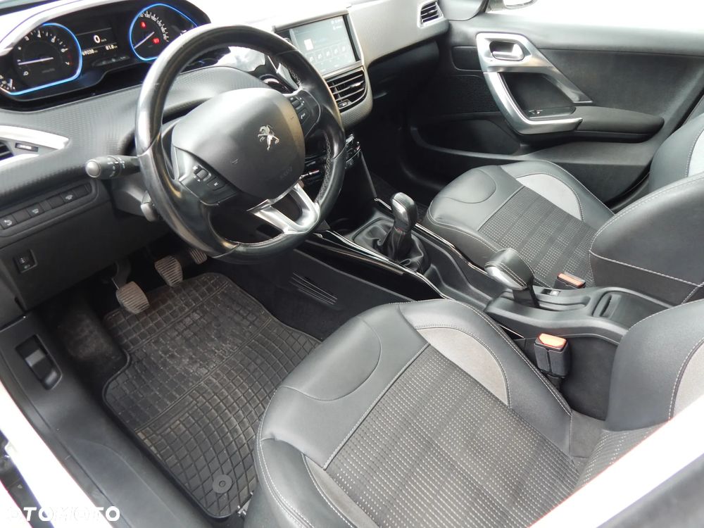 Peugeot 2008 PureTech 110 Stop&Start Crossway - 16