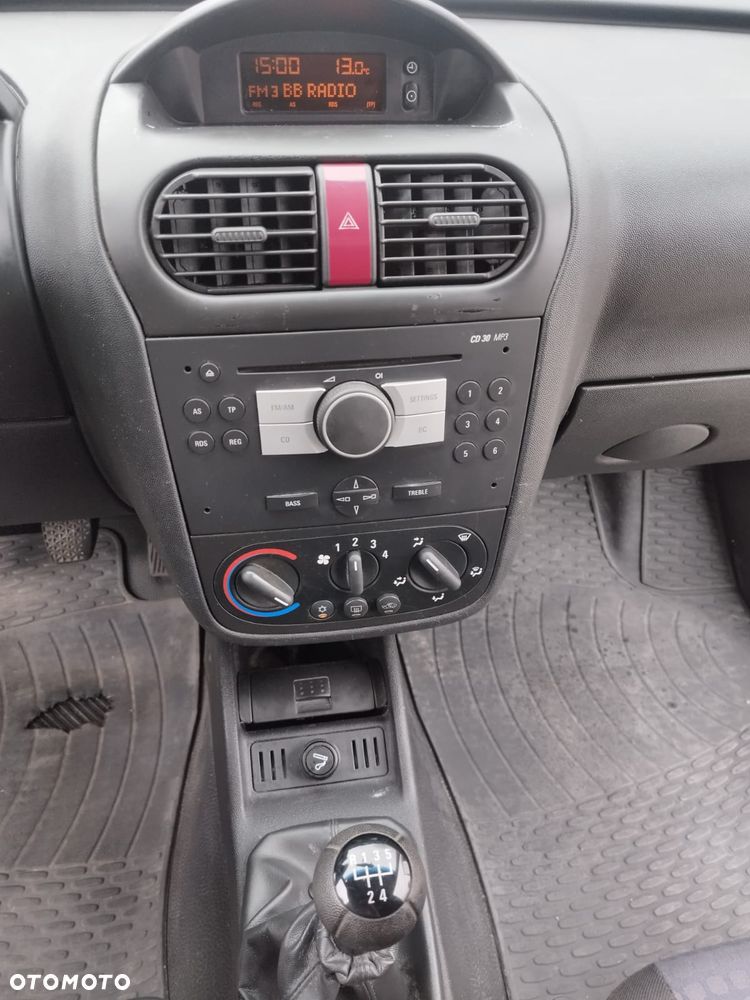 Opel Combo - 24