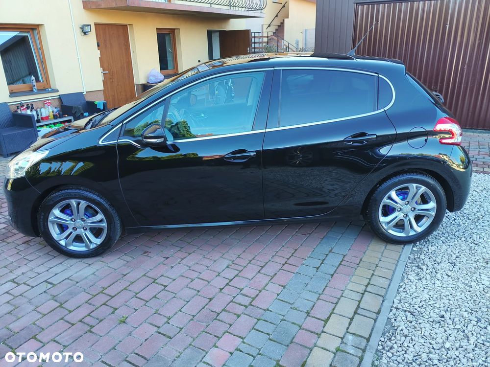 Peugeot 208 82 VTI Allure - 27