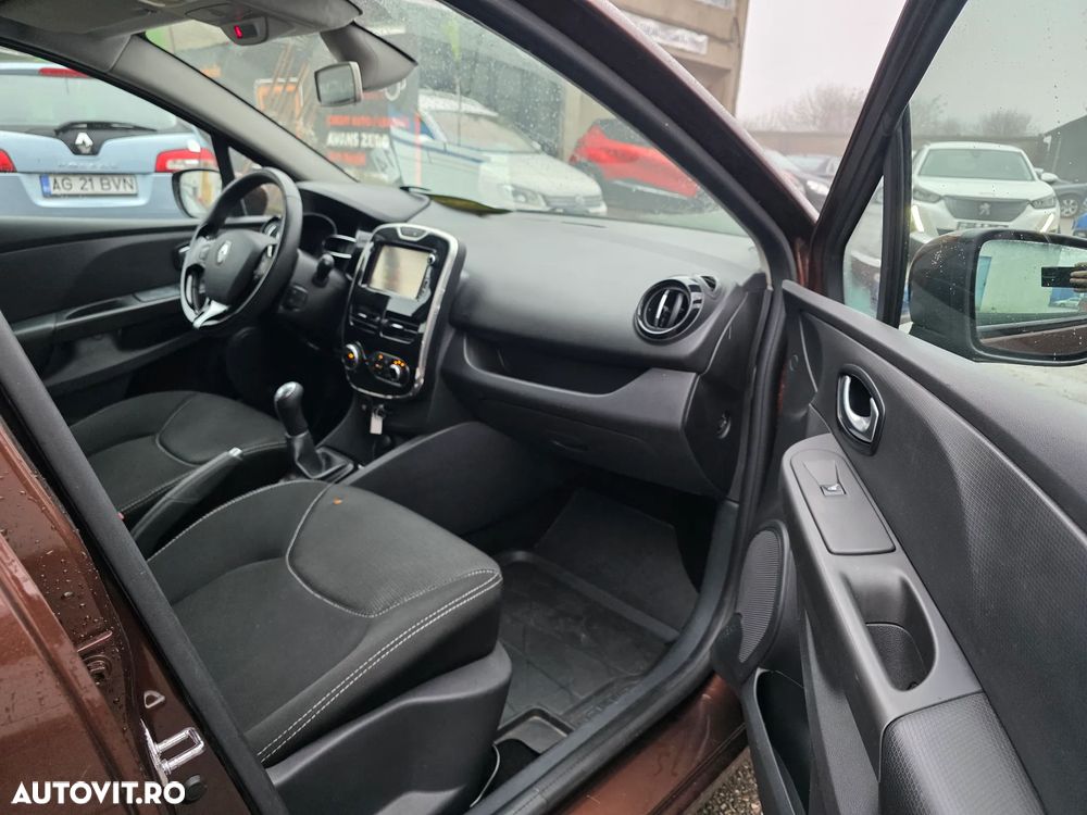 Renault Clio ENERGY TCe 90 Start & Stop Experience - 12