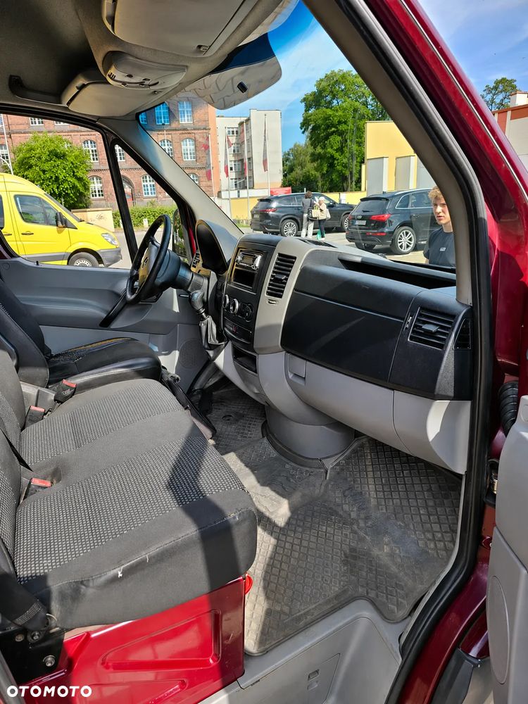 Mercedes-Benz Sprinter - 10