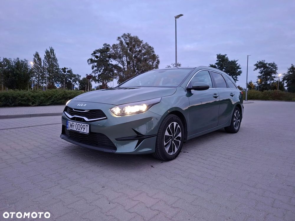 Kia Ceed 1.5 T-GDI Tribute - 1
