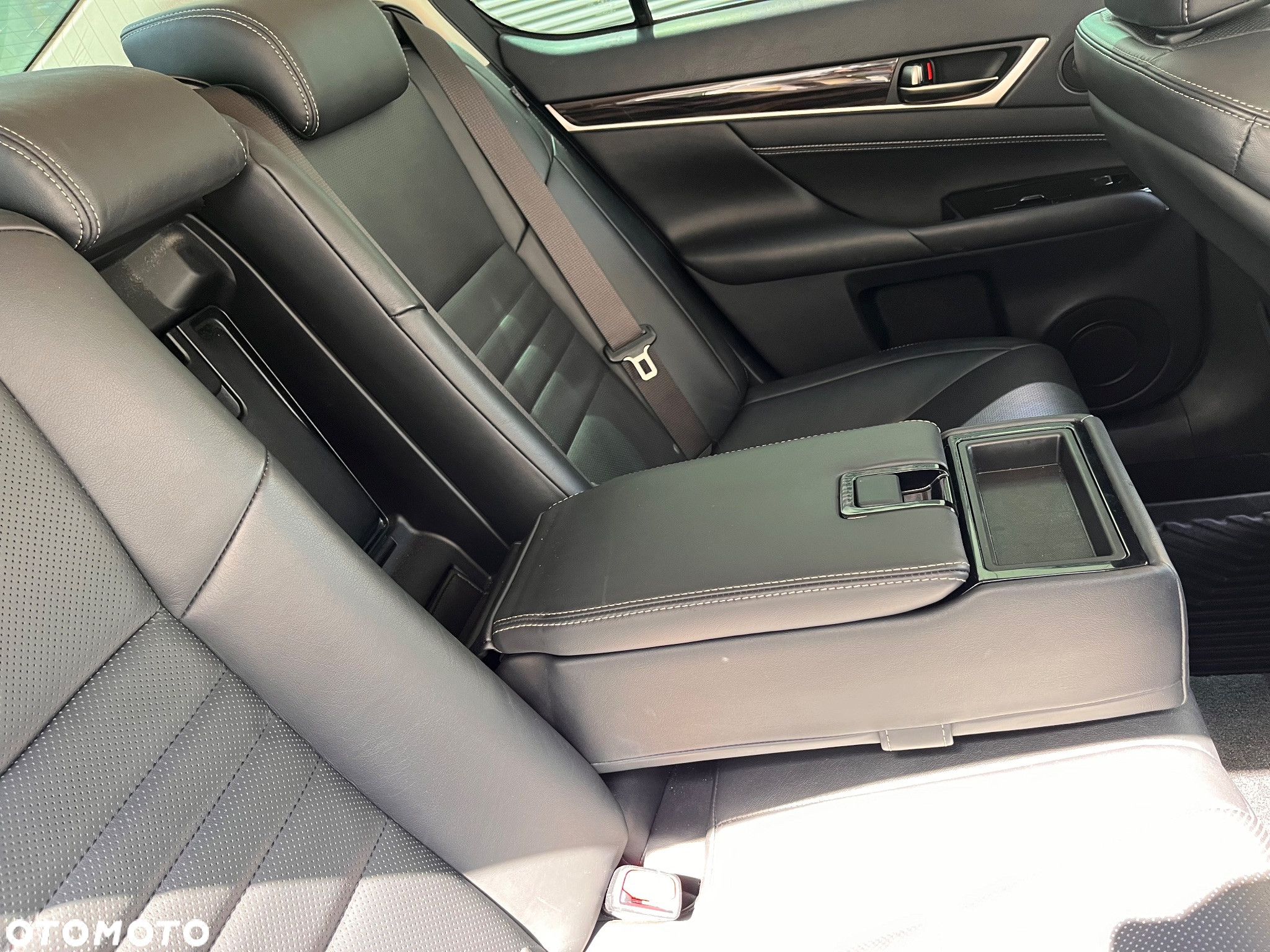 Lexus GS 200t / 300 Prestige - 10