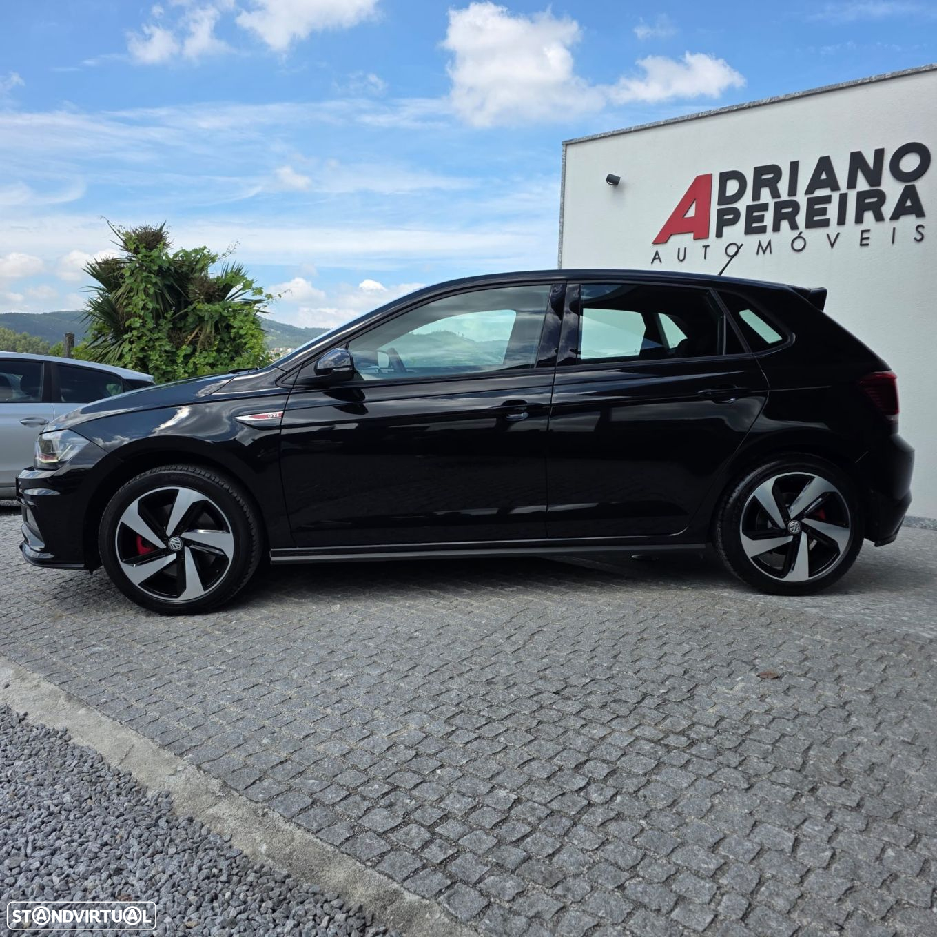 VW Polo 2.0 TSI GTI DSG - 12