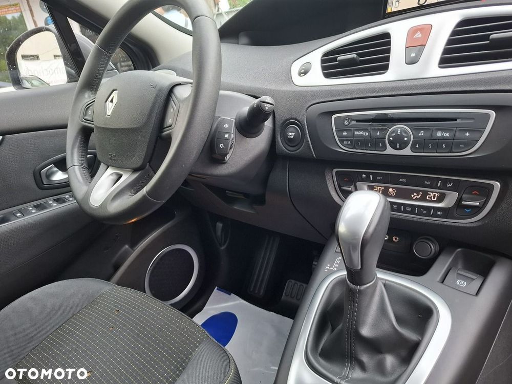 Renault Grand Scenic 2.0 16V 140 CVT Bose Edition - 22