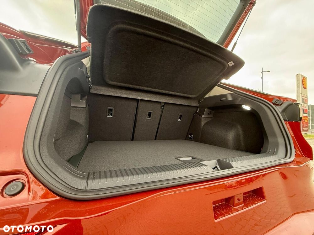 Volkswagen T-Roc 1.5 eTSI Life DSG - 34