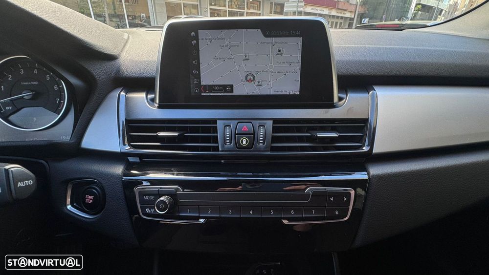 BMW 225xe Active Tourer Advantage - 17