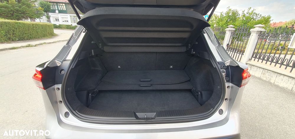 Nissan Qashqai 1.3 DIG-T MHEV N-Connecta - 38