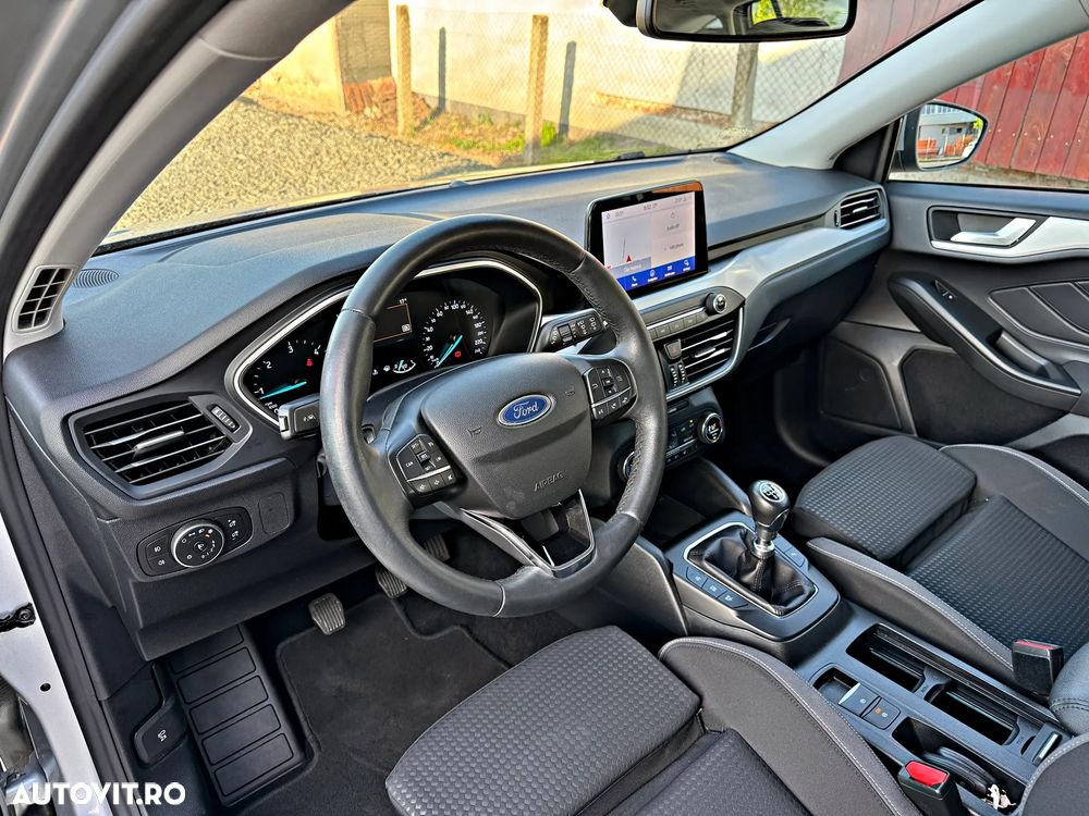 Ford Focus 1.5 EcoBlue Titanium X - 16