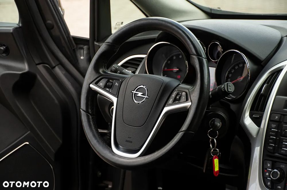 Opel Astra 1.6 Turbo Edition - 34