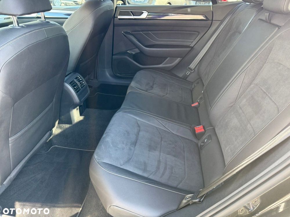 Volkswagen Arteon 2.0 TSI R-Line DSG - 28