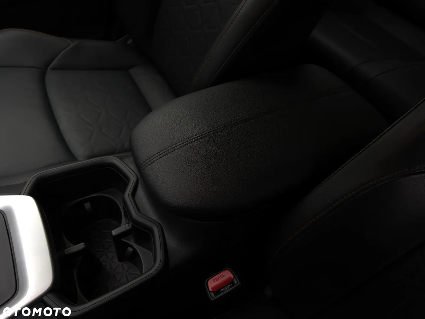 Toyota RAV4 2.5 Hybrid Adventure 4x4 - 31