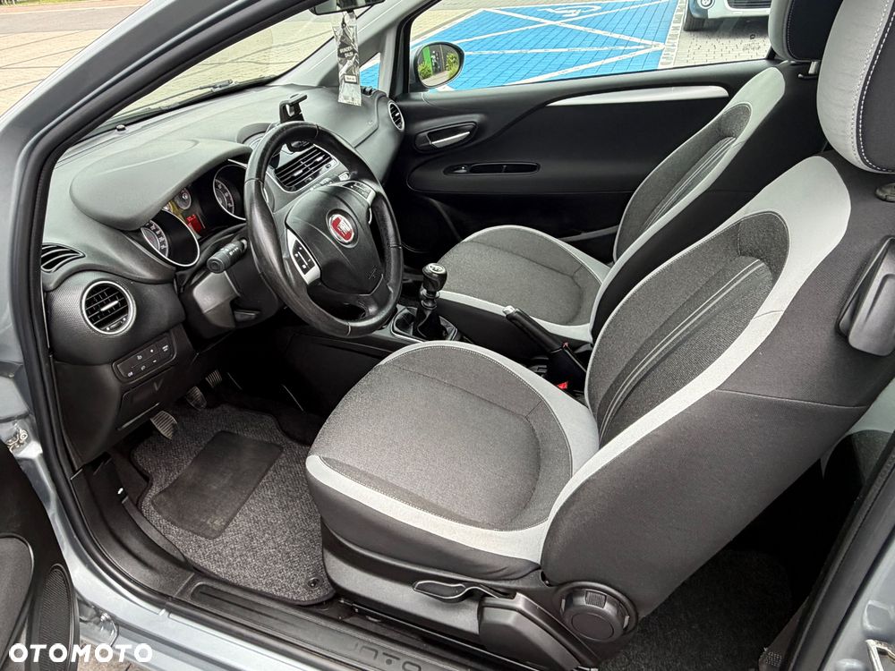 Fiat Punto Evo - 25