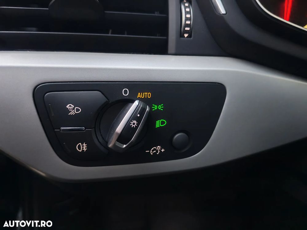 Audi A4 Avant 35 TDI S tronic - 25