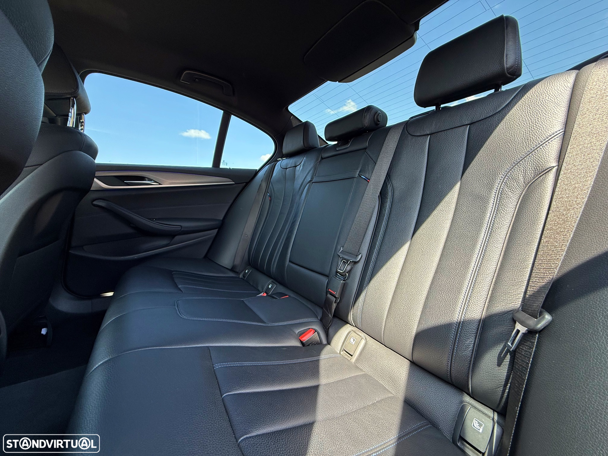BMW 520 d Pack M Auto - 13