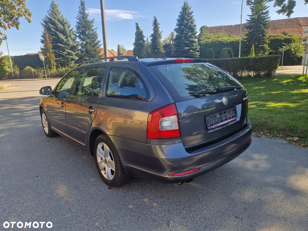 Skoda Octavia 1.8 T FSI Elegance - 7