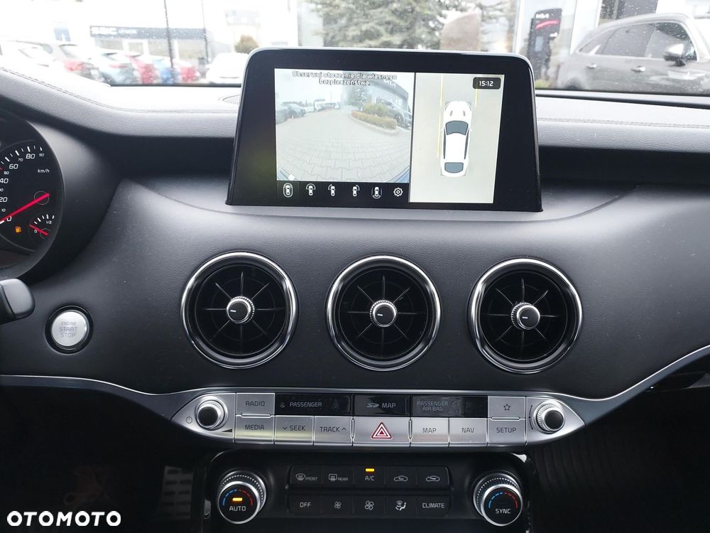 Kia Stinger 17-20 - 21