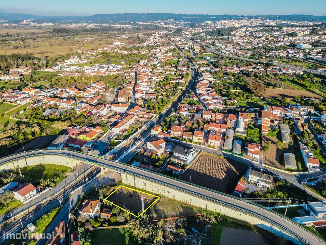 Terreno para construção com 645m2 nos Casais do campo em Coimbra - Grande imagem: 5/10
