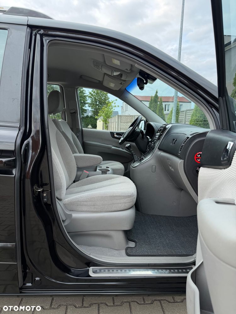 Kia Carnival 2.9 CRDi Tour - 29