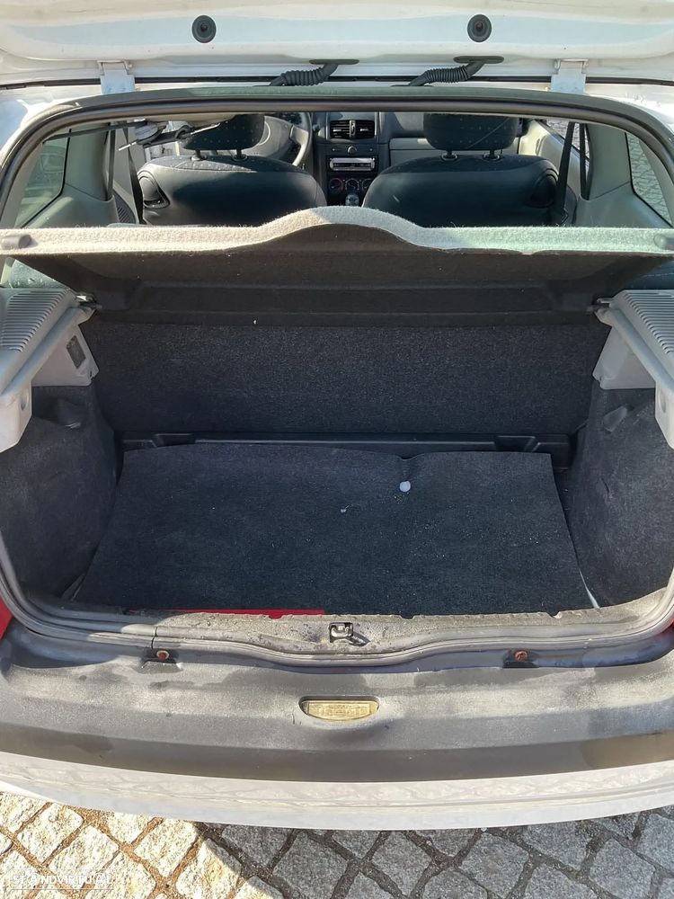 Renault Clio 1.5 dCi Confort Dynamique - 17