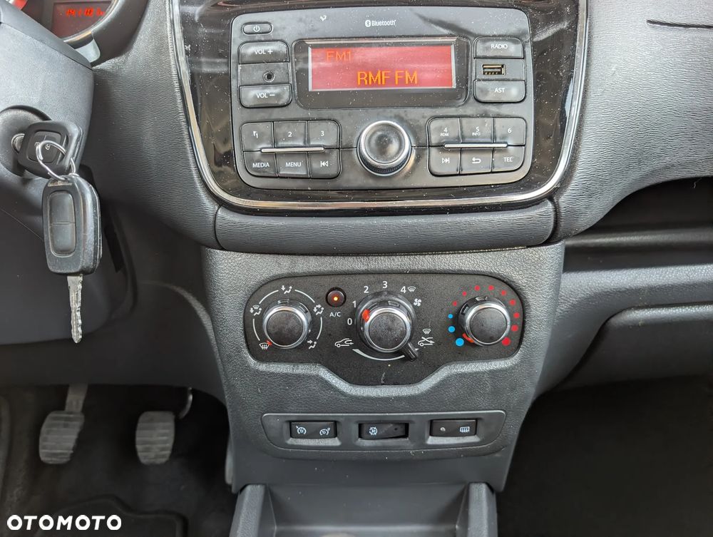 Dacia Dokker 1.5 Blue dCi Laureate - 29