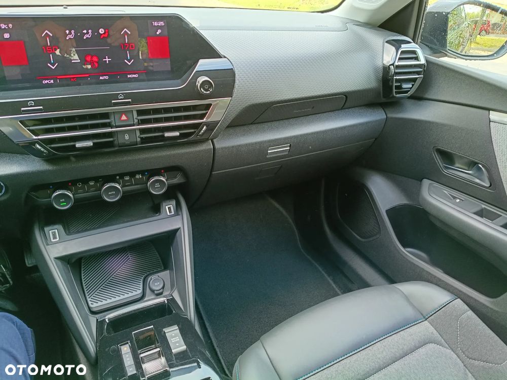 Citroën C4 BlueHDi 130 Stop&Start EAT8 SHINE - 19