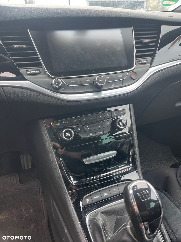 Opel Astra - 8