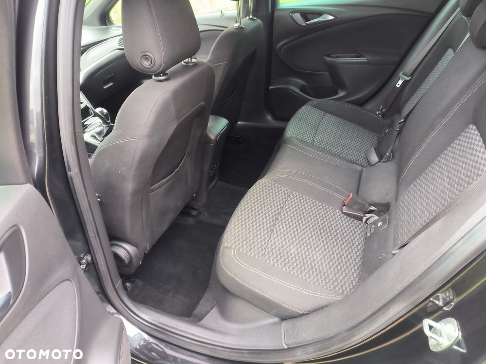 Opel Astra 1.4 Turbo Edition - 24