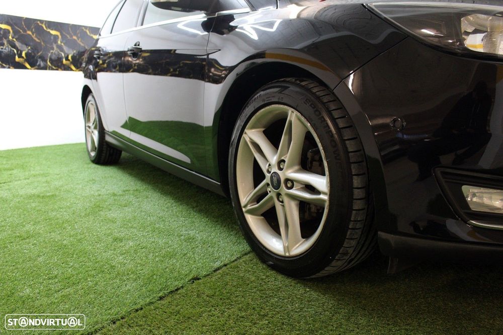 Ford Focus SW 1.5 TDCi Titanium - 9