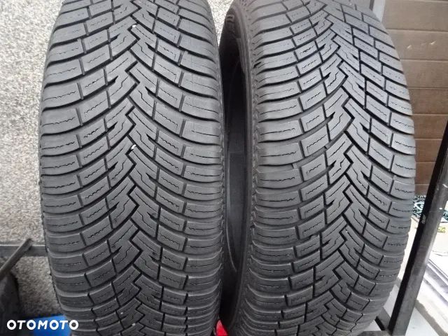 215/65/R17 103V Pirelli Cinturato all season - 1