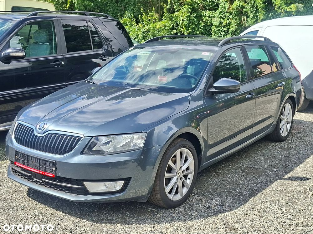 Skoda Octavia 1.6 TDI DSG Premium Edition - 1