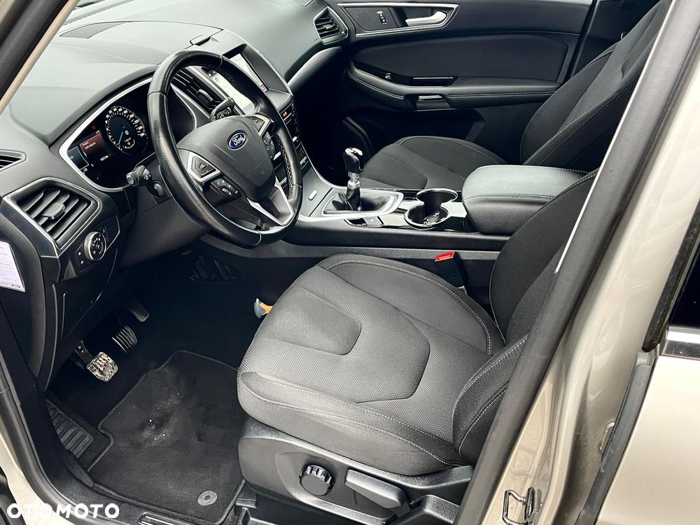 Ford S-Max - 14