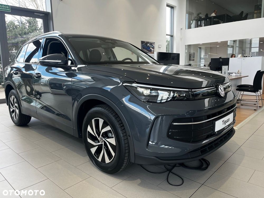 Volkswagen Tiguan - 6