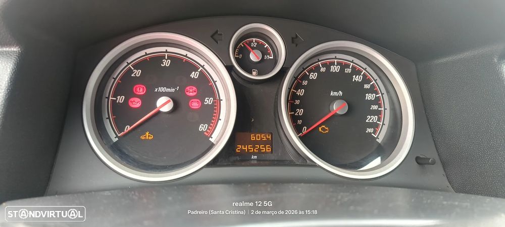 Opel Astra GTC 1.3 CDTI - 8