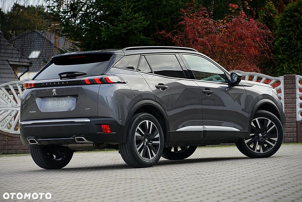 Peugeot 2008 PureTech 130 EAT8 GT - 13