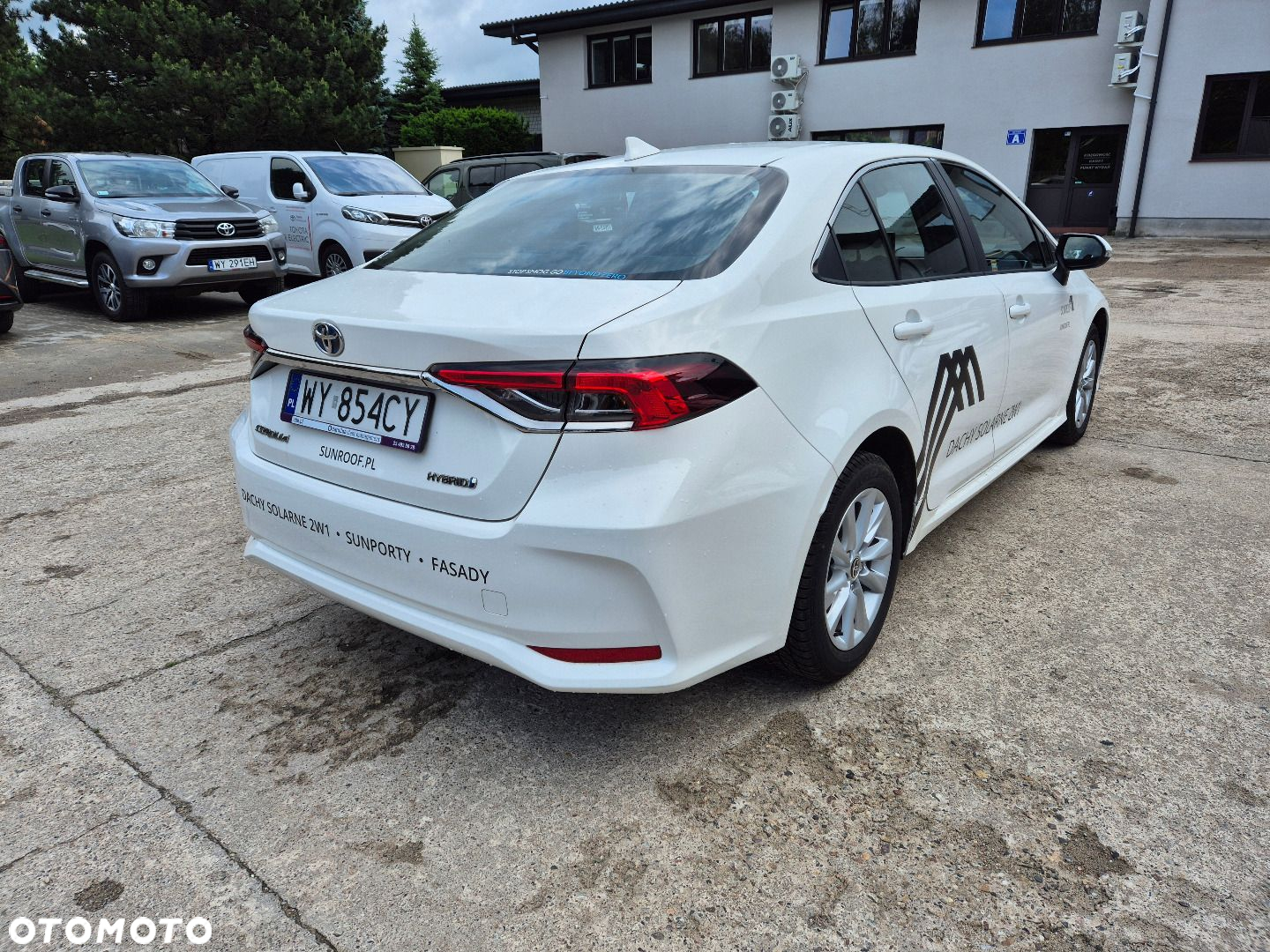 Toyota Corolla - 4