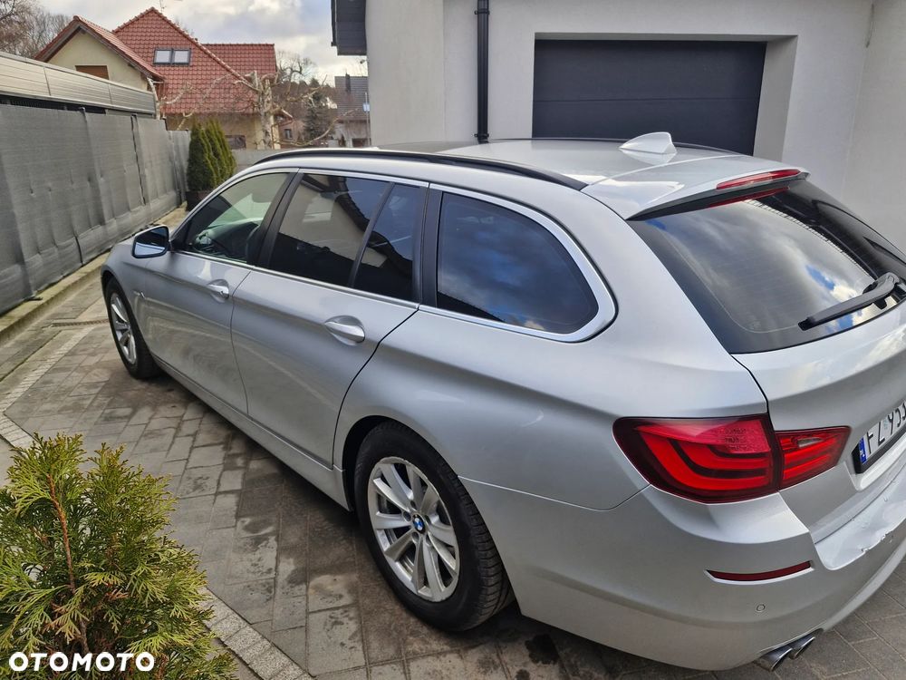 BMW Seria 5 520d Luxury Line - 4